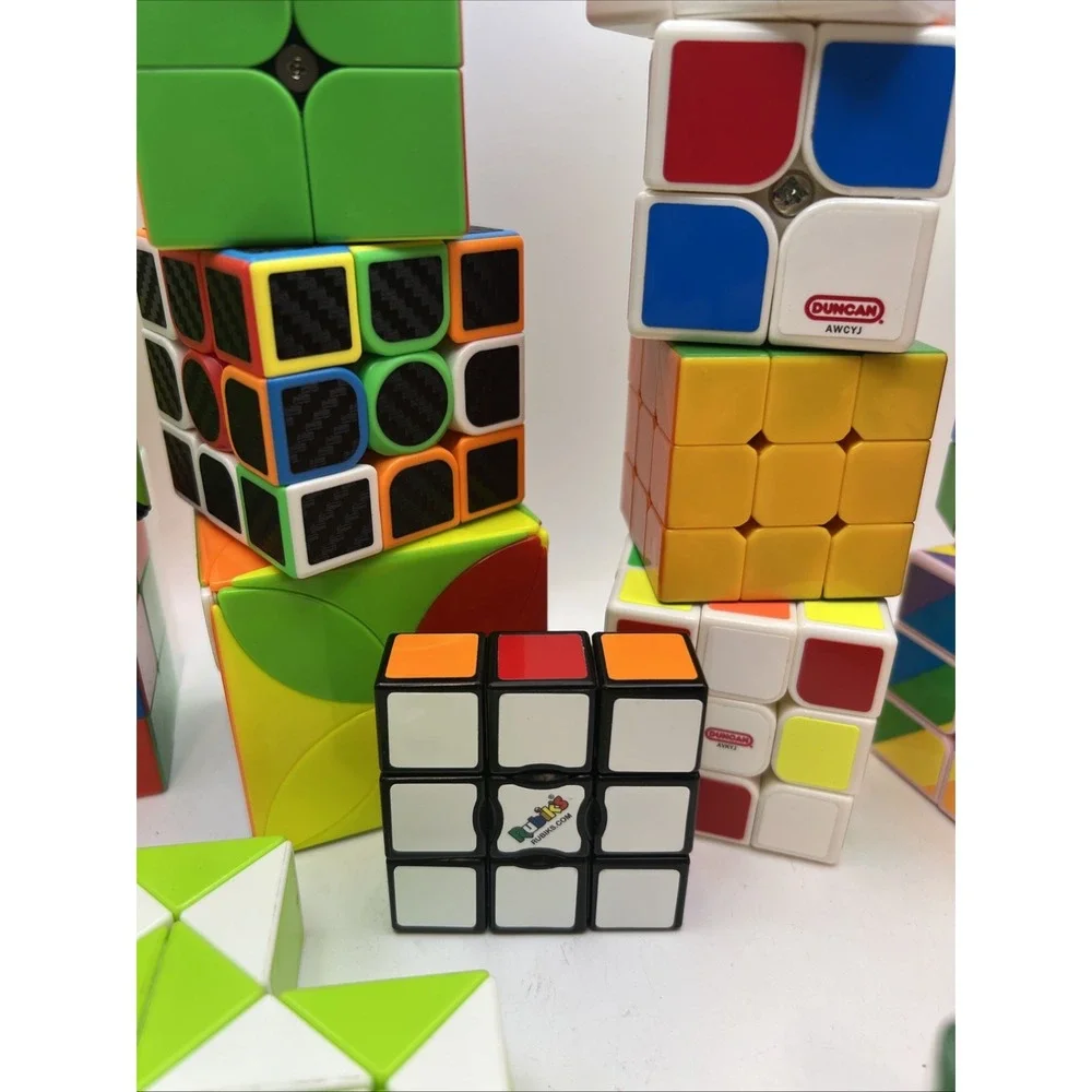 Lot of 21 Assorted Twisty Puzzles Rubik's Cubes